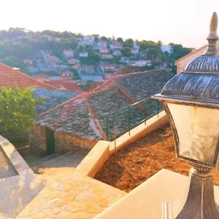 Sanja, * Сплитска