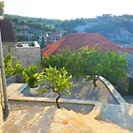 Sanja, Splitska