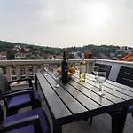 Sanja, *